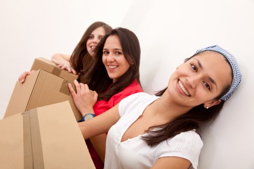 Removal truck hire for local moving jobs in Walthamstow Village